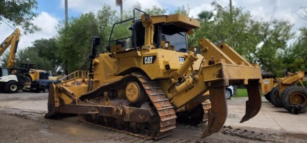 Caterpillar D8T