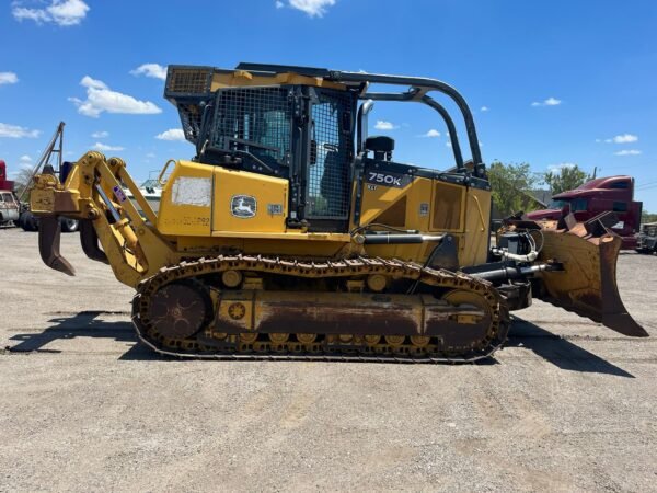 Deere 750klt