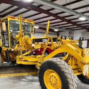 Cab/air. Mid mount scarifier